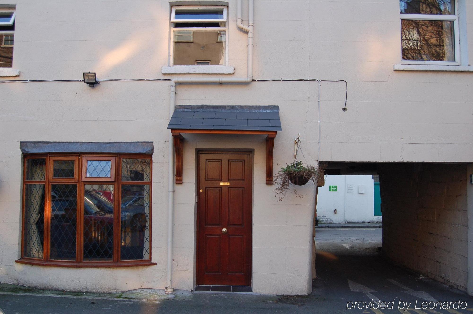 Latchfords Self Catering Apartments Dublin Exterior photo